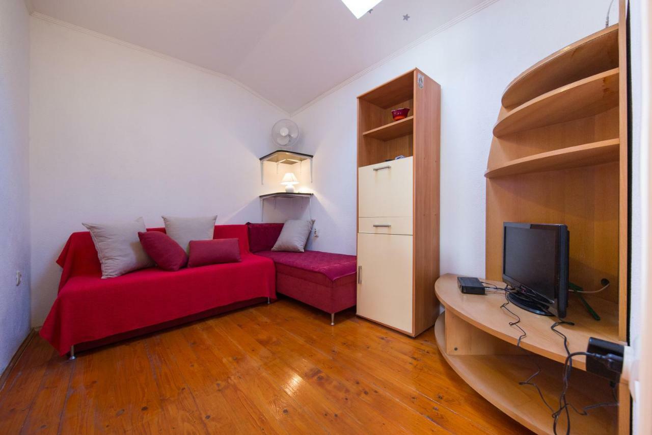 Strma Apartments Vis Kültér fotó