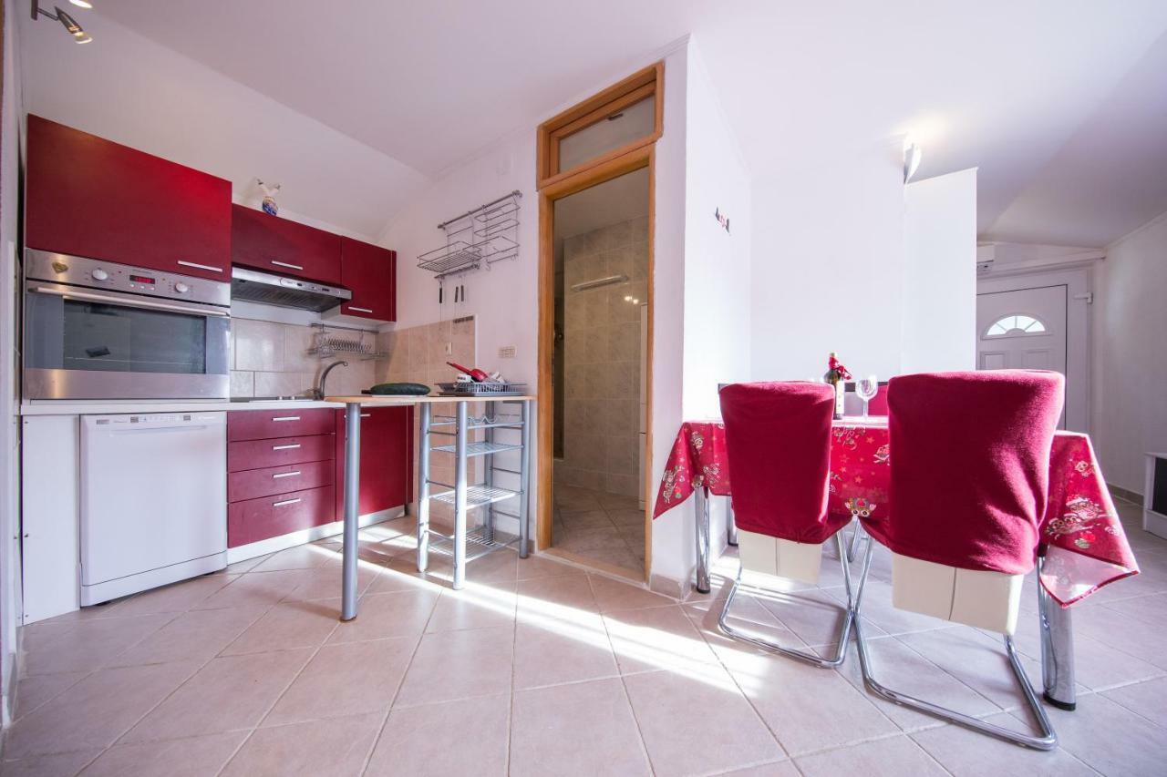 Strma Apartments Vis Kültér fotó
