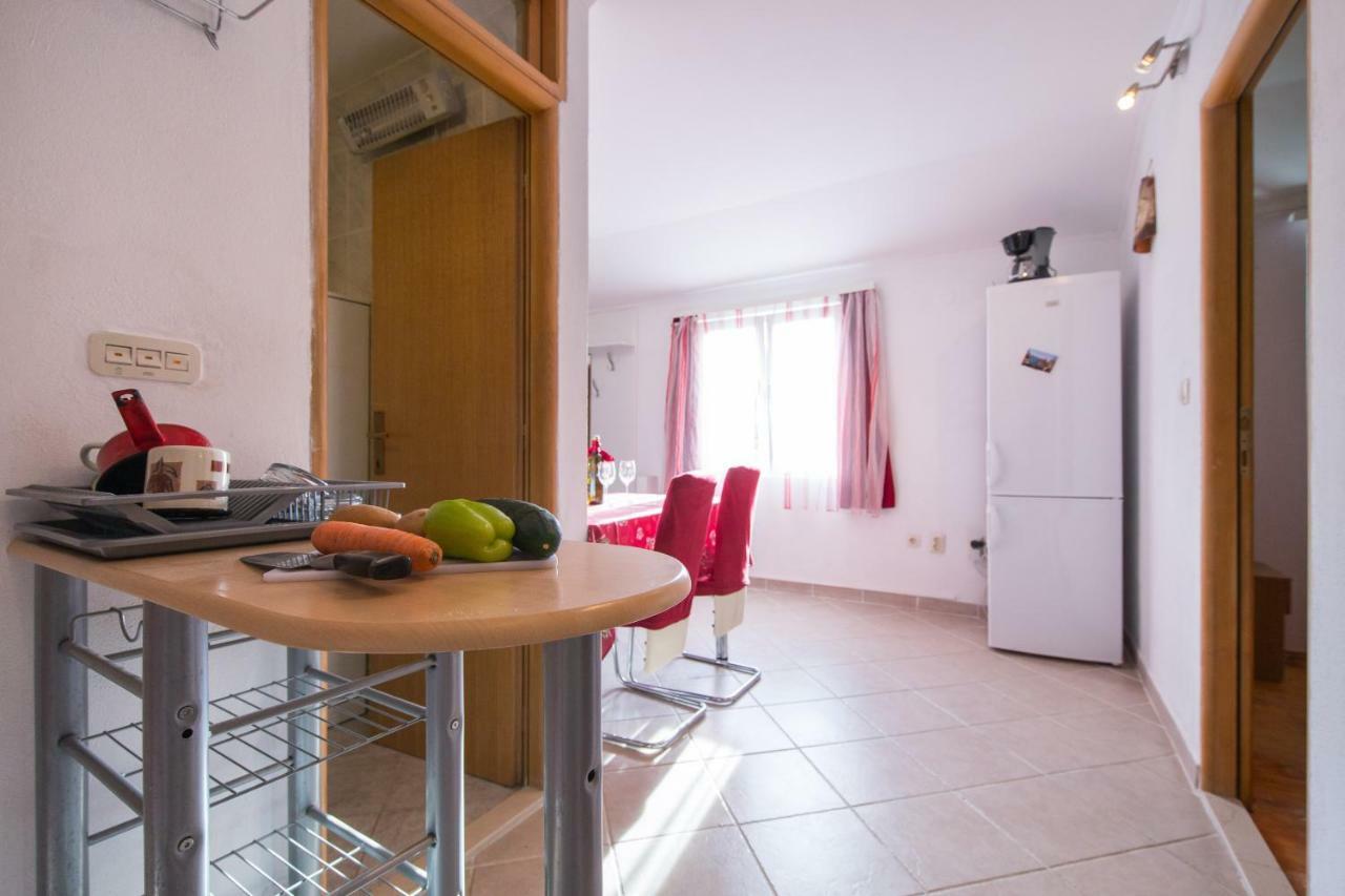 Strma Apartments Vis Kültér fotó